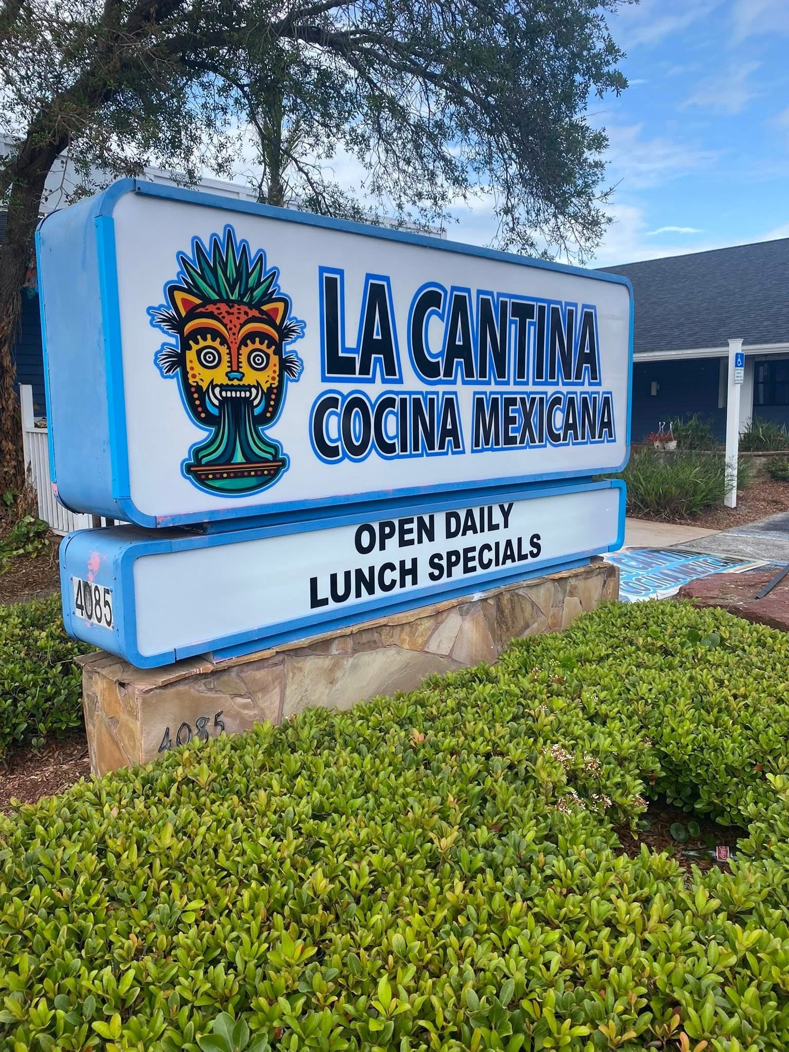 La Cantina Cocina Mexicana monument sign